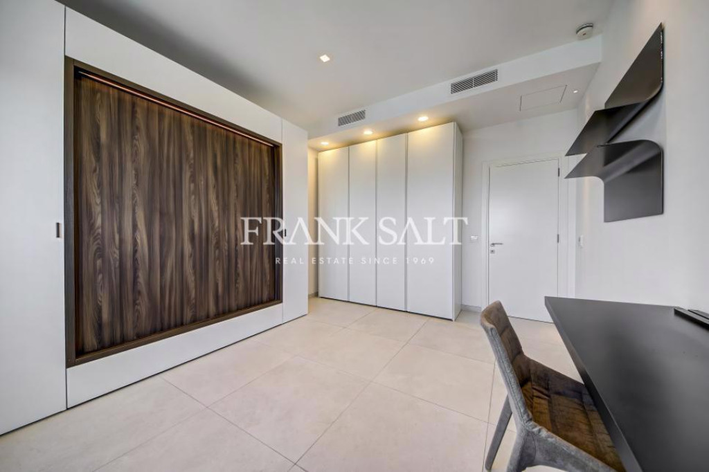 3 Bedroom Apartment in St Julian's, Malta - Image 12