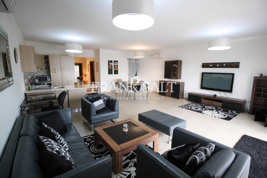 Sliema, Apartment - Image 1