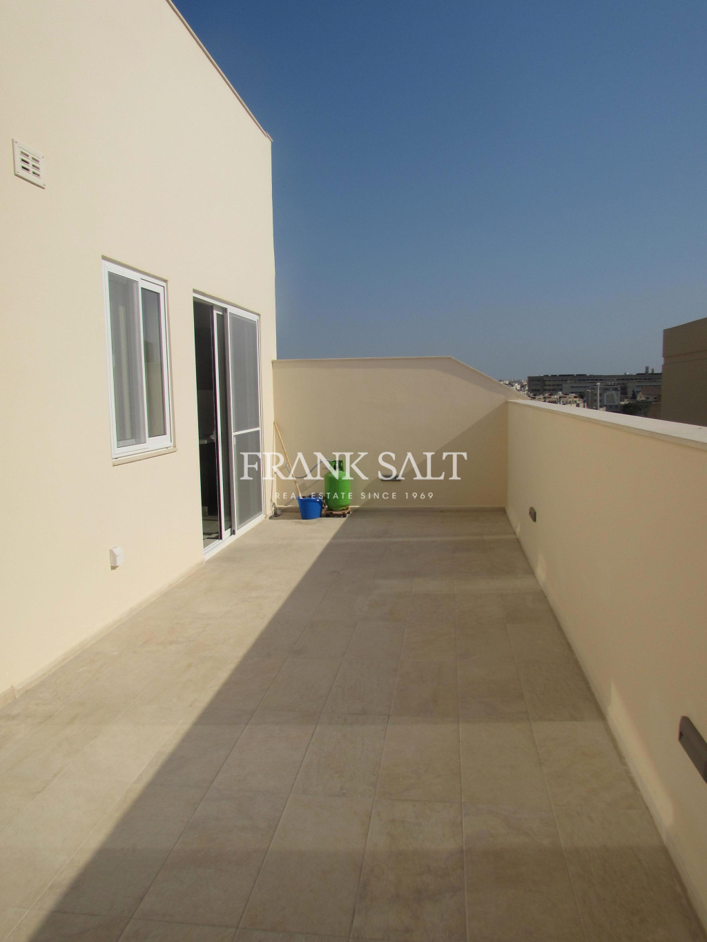Msida, Penthouse - Image 1