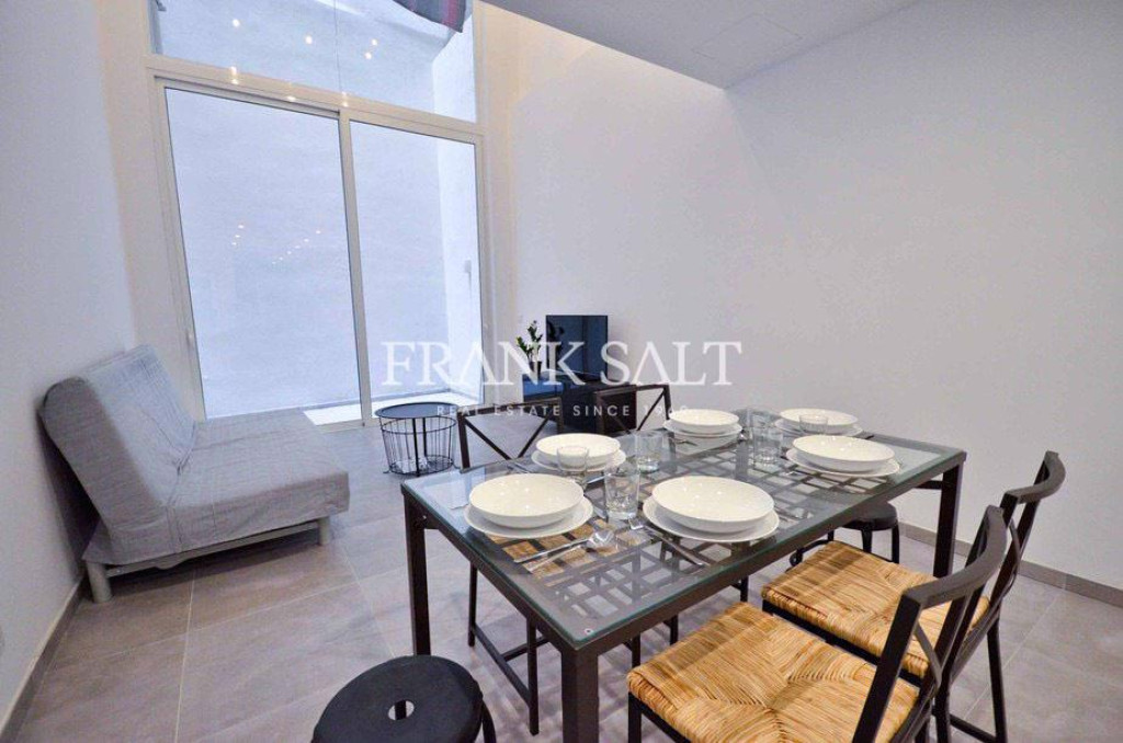 Gzira, Duplex Apartment - Image 1