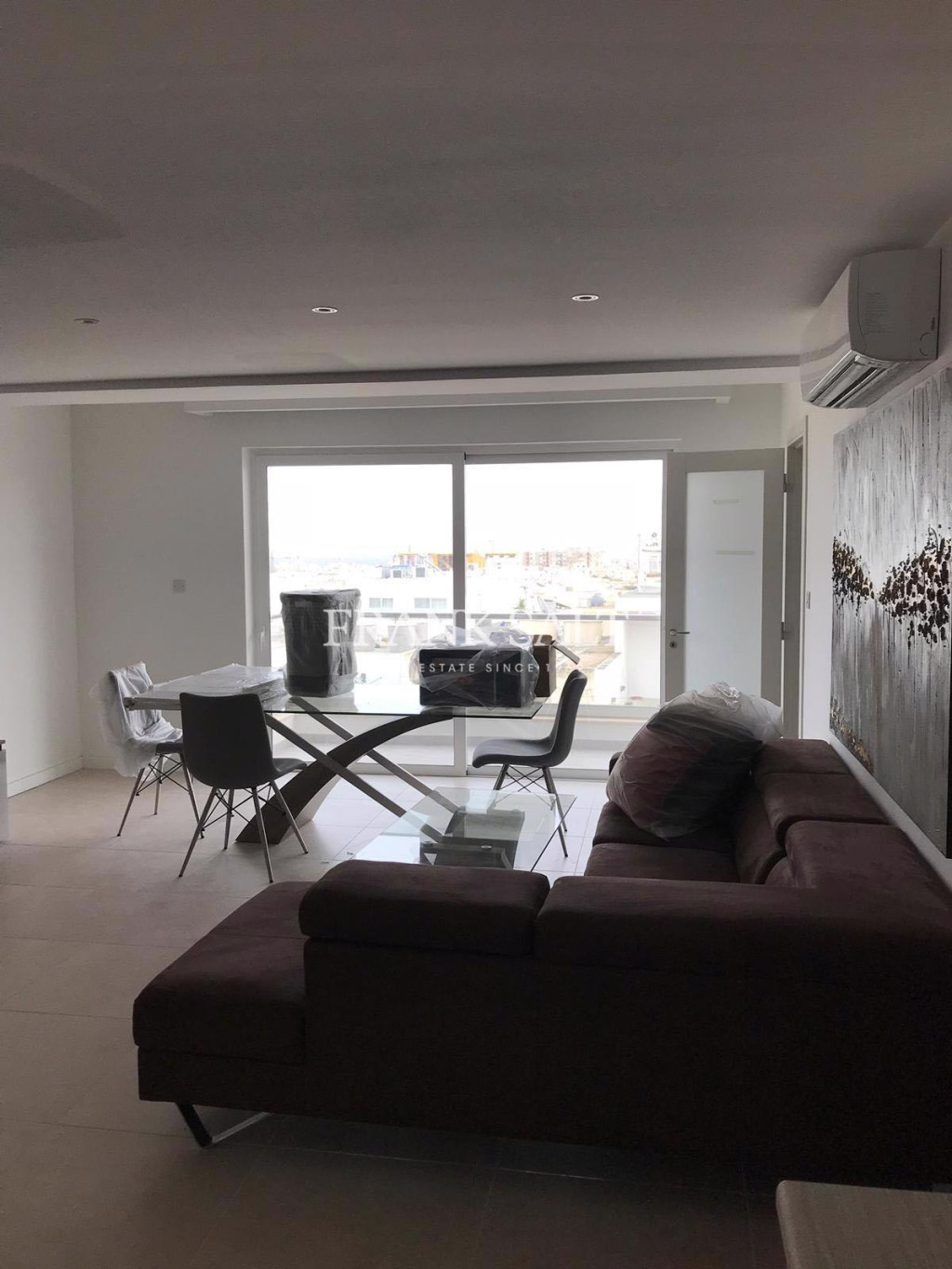 Tal-Ibrag, Apartment
