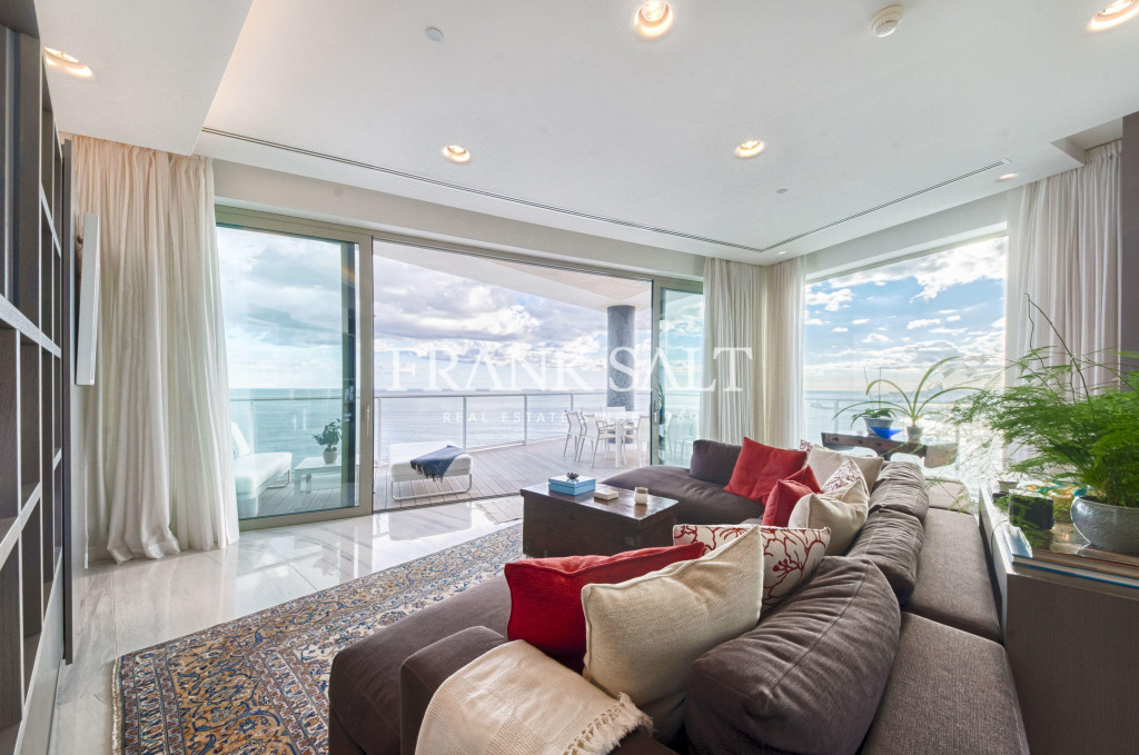Tigne Point, Apartment