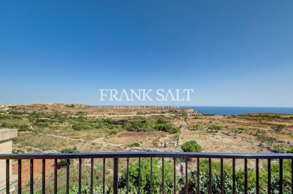 Qala, Penthouse