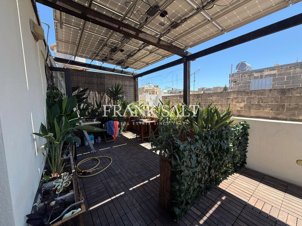 Zejtun, Townhouse - Image 1