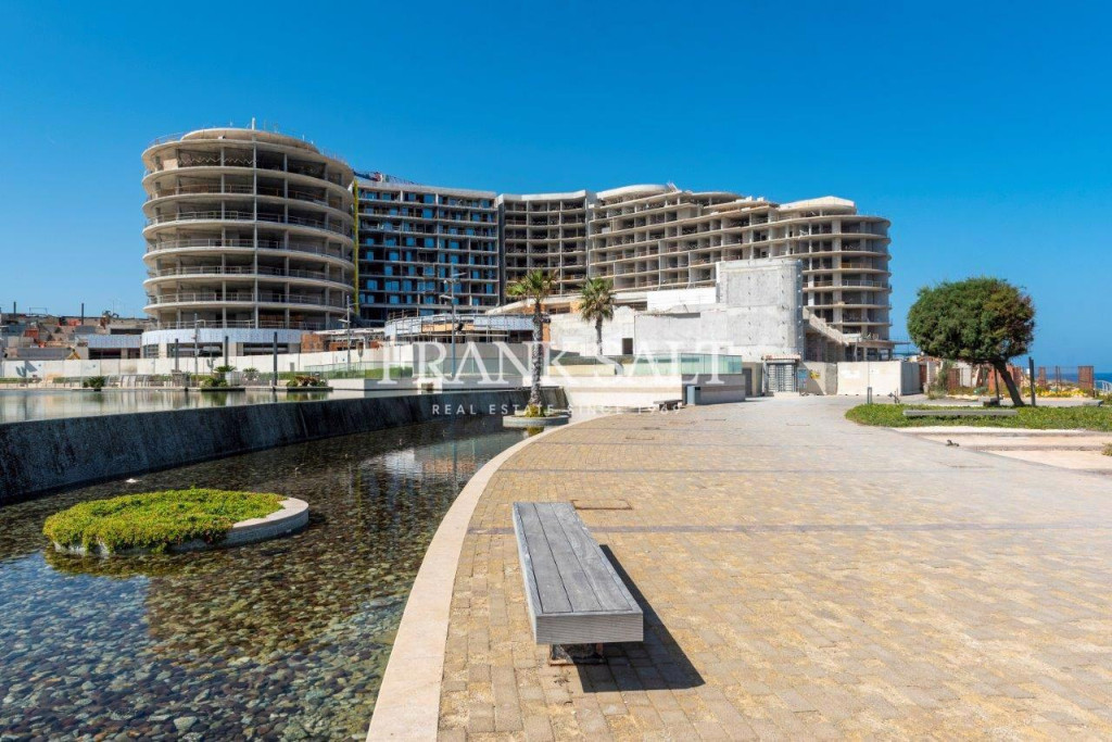 The Shore Line at Smart City, Apartment