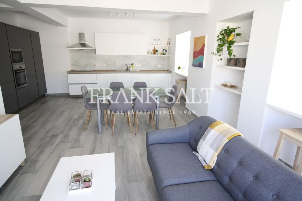 Ta'' Xbiex, Furnished Apartment