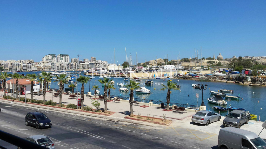 Gzira, Furnished Apartment
