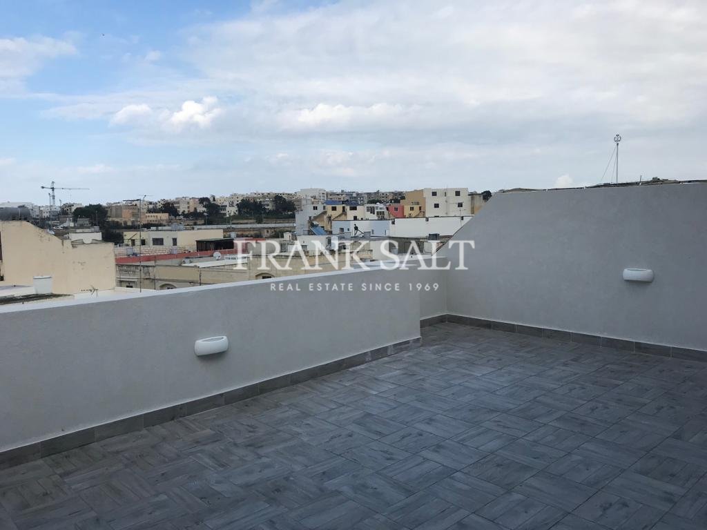 Proprjetà f' Qormi