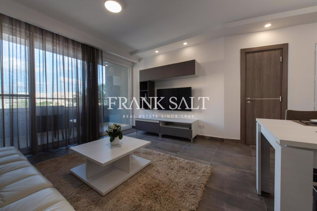 Ta'' Xbiex, Furnished Apartment