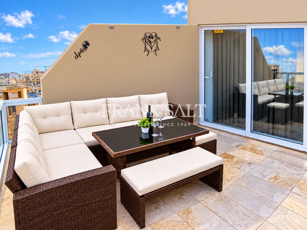 penthouse in St. Paul's Bay