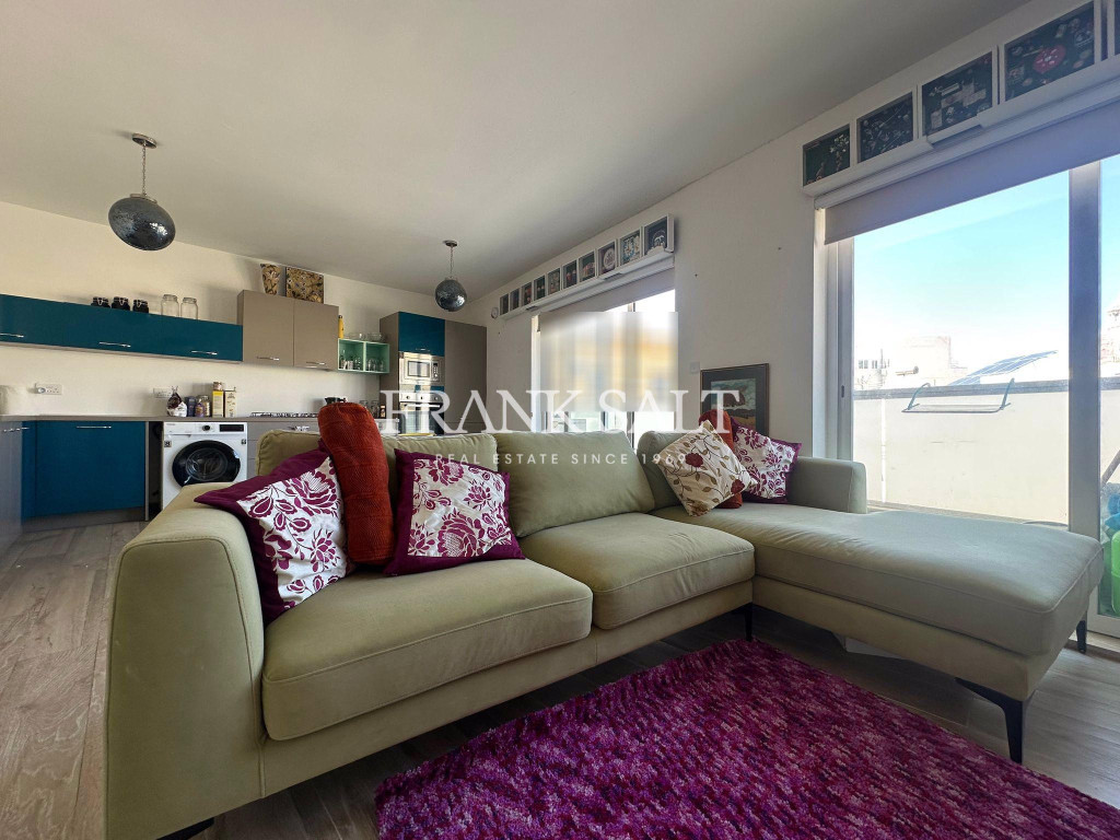 Zabbar, Apartment - Image 1