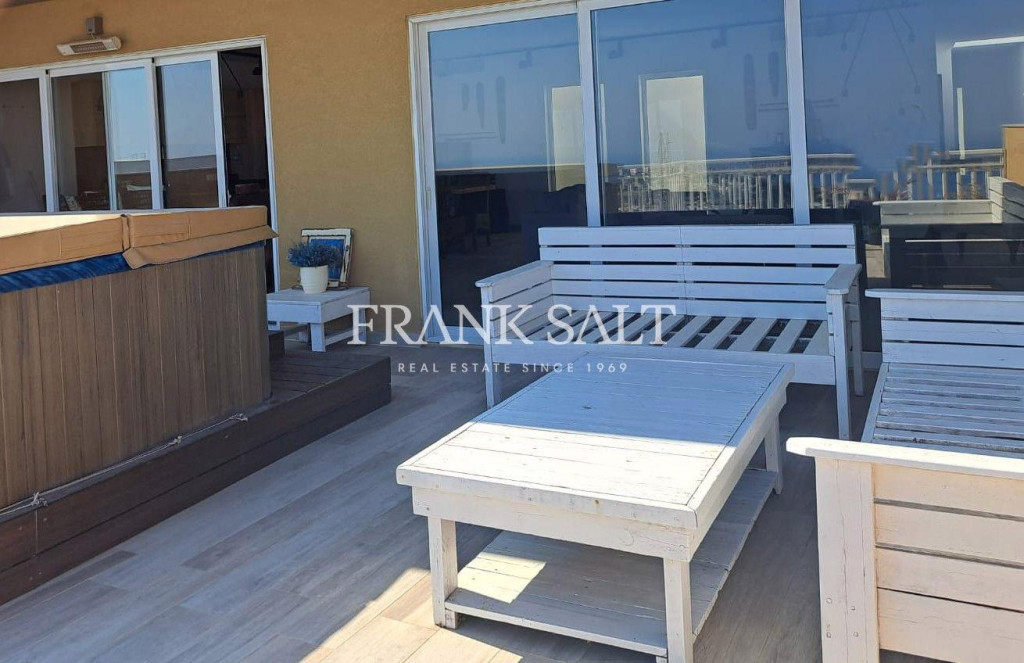 Mellieha, Penthouse - Image 1