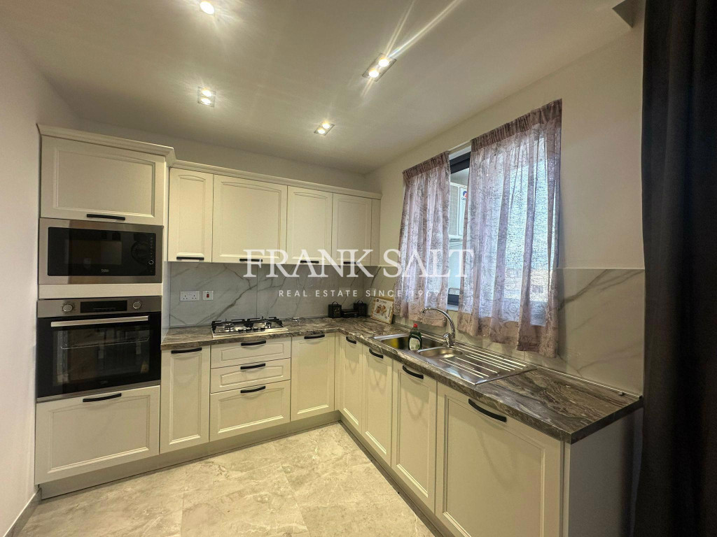 Zabbar, Apartment - Image 1