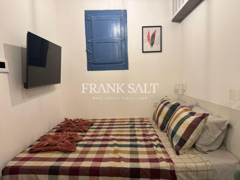 Rabat, Studio Apartment - Image 1