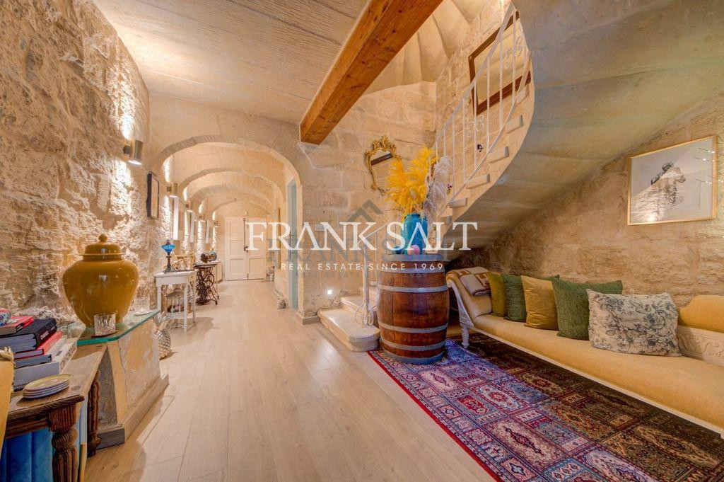 Siggiewi, House of Character - Image 1