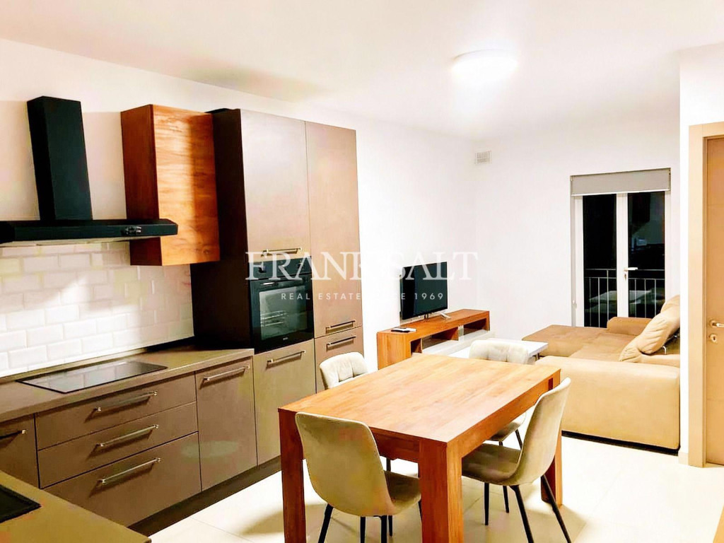 Msida, Apartment - Image 1