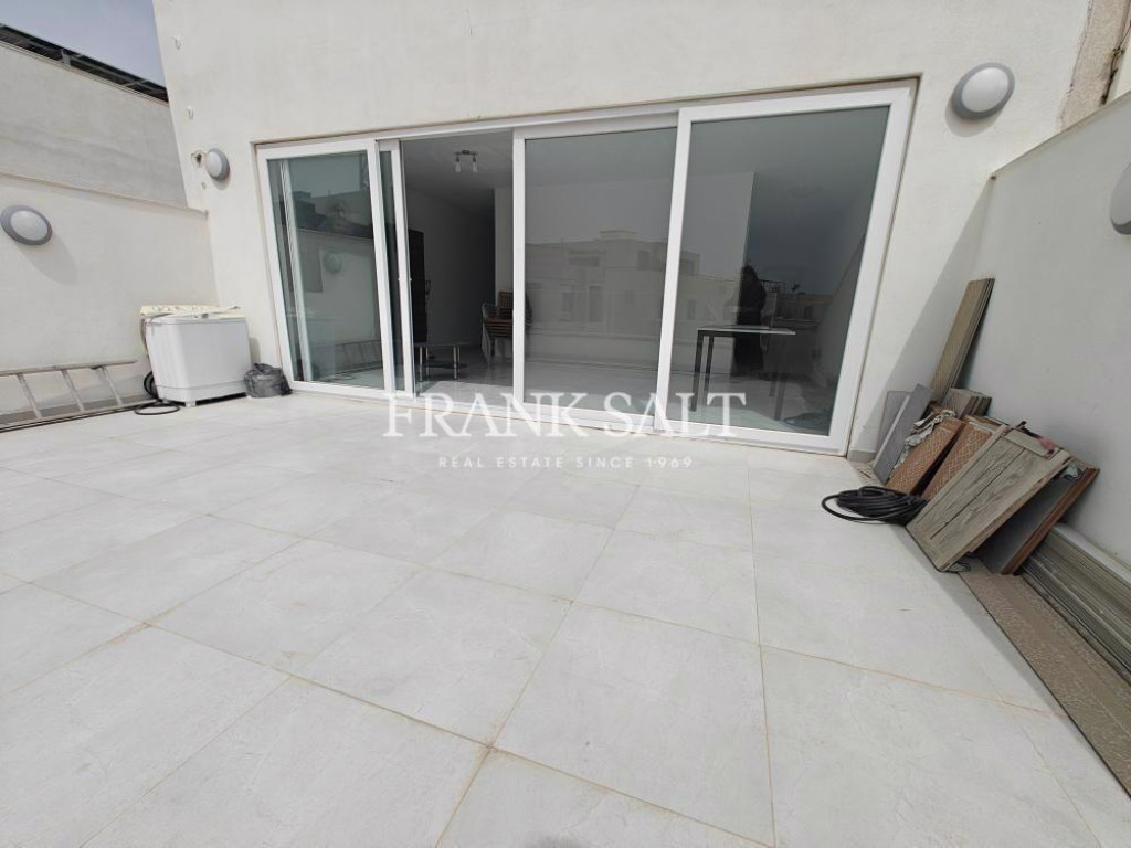 Msida, Penthouse - Image 1