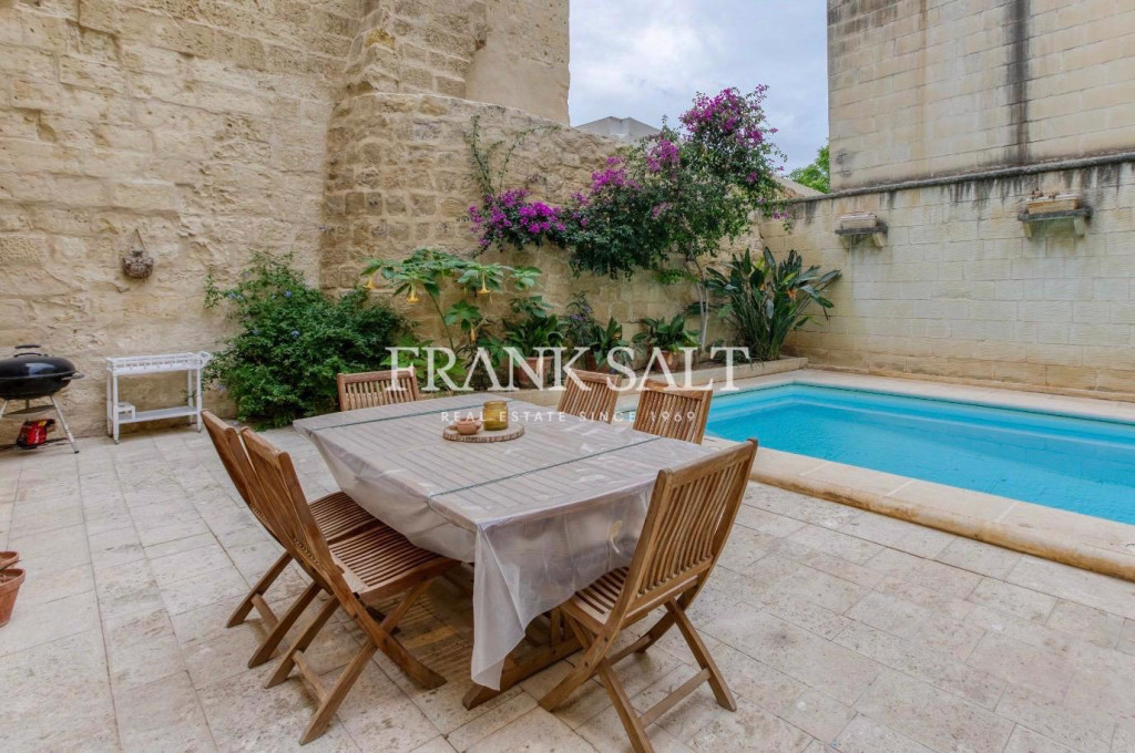 Naxxar, House of Character - Image 1