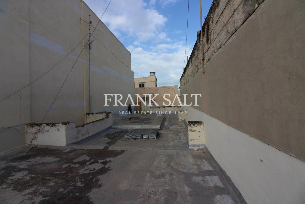 Birkirkara, Unconverted Town House