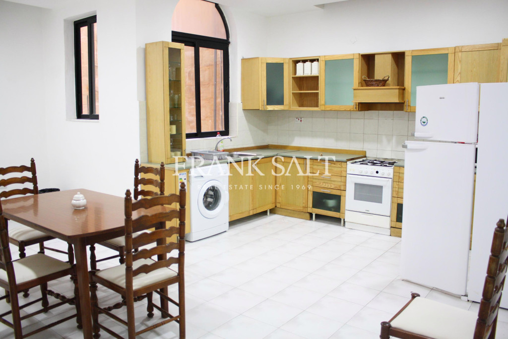 Sliema, Furnished Apartment - View 5