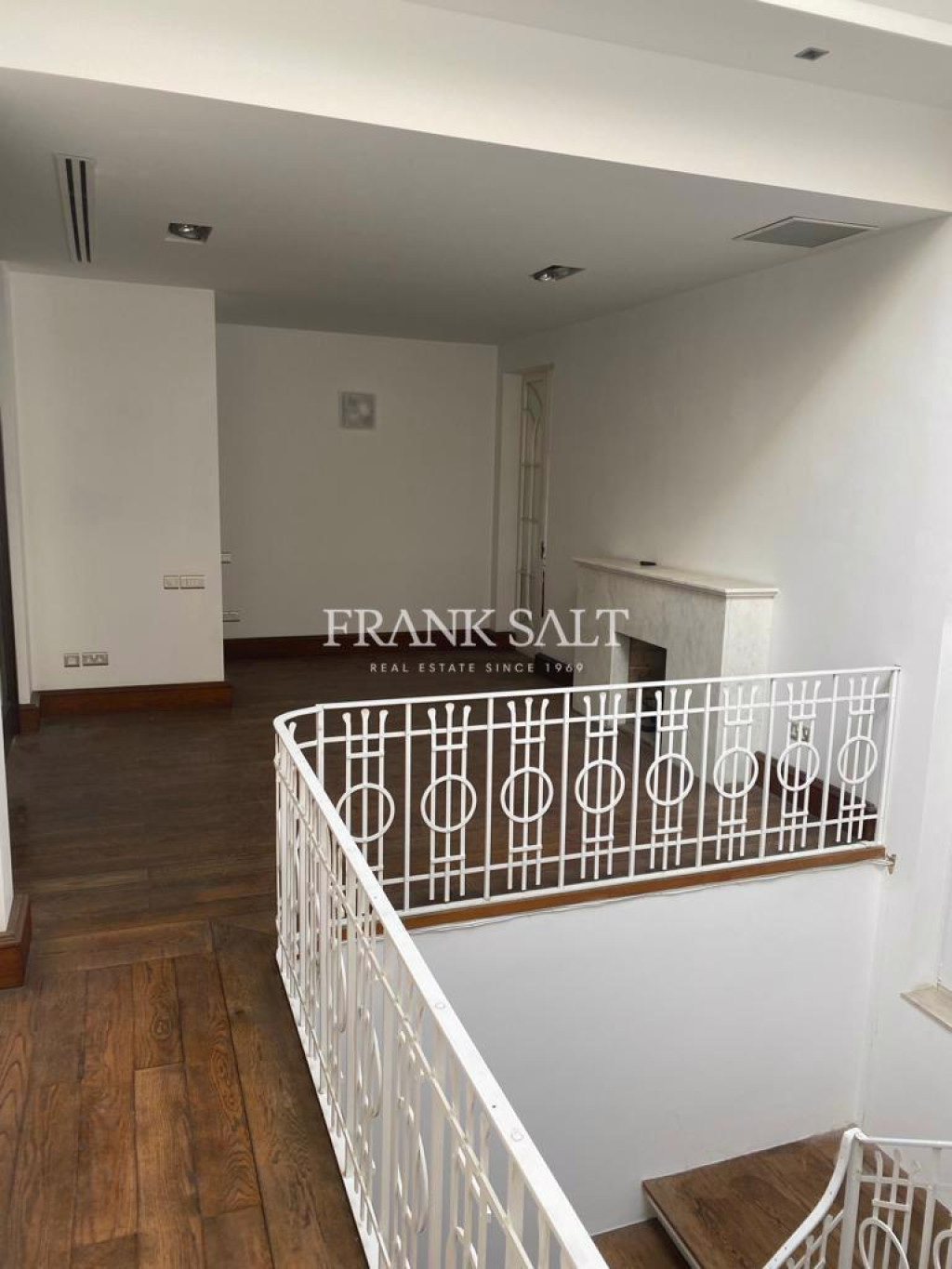House in Ta' Xbiex - More