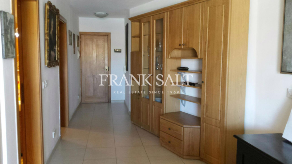 Gzira, Furnished Apartment - View 6