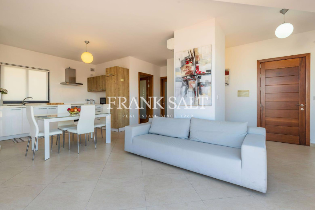 San Gwann, Furnished Penthouse - View 6