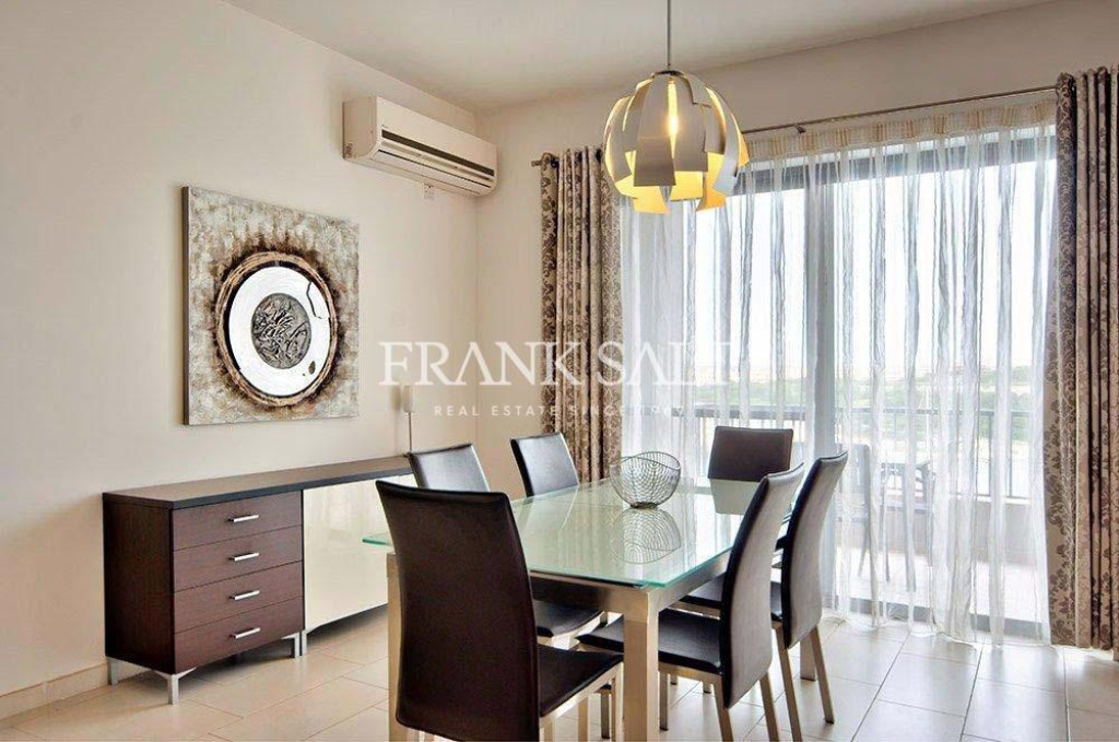 Apartment in Sliema - More