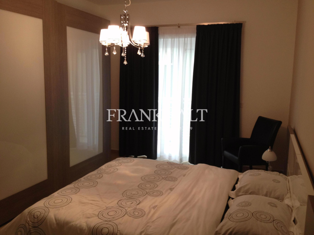 Fort Cambridge, Furnished Apartment